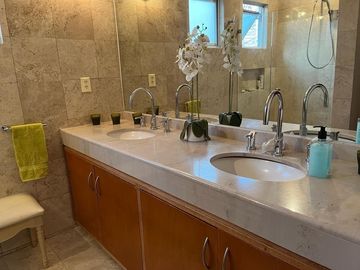 CASA EN VENTA EN LA CALLE CONDOR  EN COLONIA ALPES