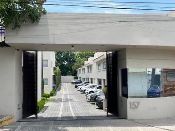CASA EN VENTA EN LA CALLE CONDOR  EN COLONIA ALPES