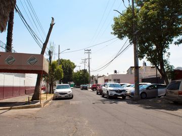 Vende Depto, Excelente Ubicación, 3 Rec, 2 Baños, Granjas San Antonio Iztapalapa