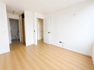 Departamento en arriendo de 3 dorm. en Providencia