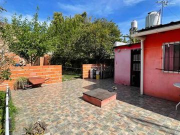 Casa en venta en Lanus Oeste