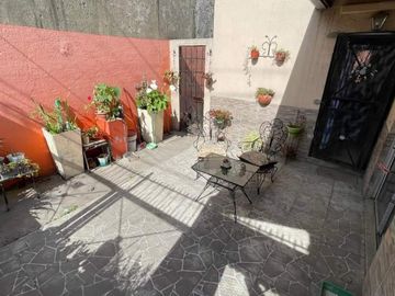 Casa en venta en Lanus Oeste