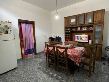Casa en venta en Lanus Oeste