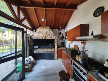 Chalet en venta en Ituzaingo Norte