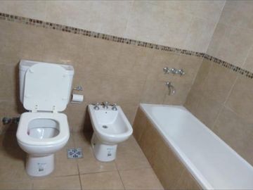 Implecable departamento y excelente ubicacion.