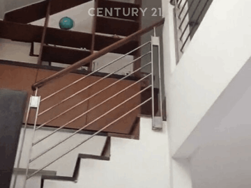 Rumah 3 Lantai Di Kelapa Gading Siap  Huni
