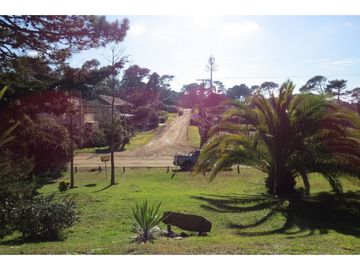 Casa en Venta - Zona Golf - Construcción Solida - Cercana al Mar