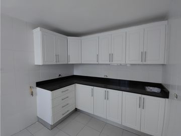 SE VENDE APARTAMENTO EN MARBELLA EN PH TORRES EBBELLE