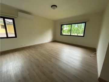 ALQUILO CASA EN COSTA DEL ESTE - URB ANTIGUA