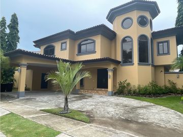 ALQUILO CASA EN COSTA DEL ESTE - URB ANTIGUA