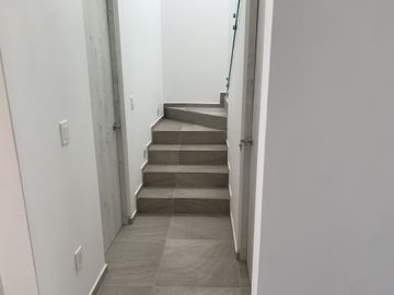 Hermosa Casa Nueva de dos niveles,  Condominio Los Encinos  Hermoso Conjunto de