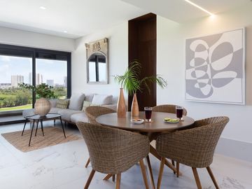 Departamento en edificio sustentable, con vista al mar, campo de golf
