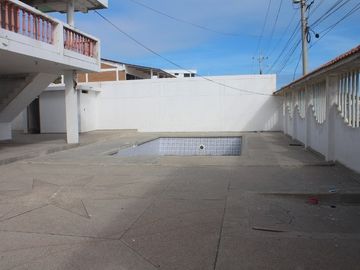 Se Vende Casa Frente al Mar en Brisas de Mar Bravo