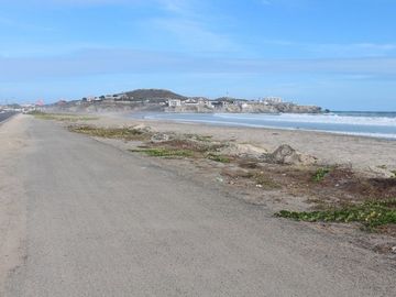Se Vende Casa Frente al Mar en Brisas de Mar Bravo