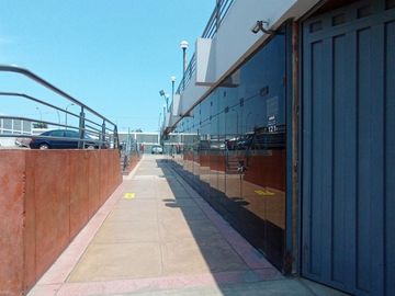 Locales Comerciales Venta AV. Elmer Faucett y Tomas Valle - CALLAO