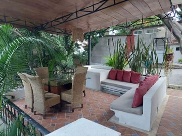 Casa Sola en Tlaltenango Cuernavaca - ARI-968-Cs*