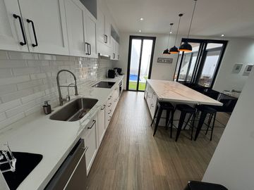 VENTA DE CASA EN CERRADAS