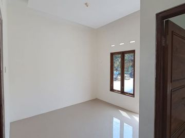 RUMAH TANPA DP BEBAS PAJAK HANYA 200JTAN DI TEPI JALAN
