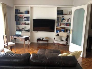 quintana al 100. CON RENTA. Edificio frances de primera categoria  TOTALMENTE RECICLADO, LINDISIMO, LUZ