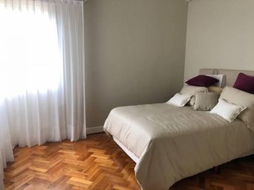 quintana al 100. CON RENTA. Edificio frances de primera categoria  TOTALMENTE RECICLADO, LINDISIMO, LUZ