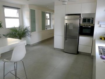 quintana al 100. CON RENTA. Edificio frances de primera categoria  TOTALMENTE RECICLADO, LINDISIMO, LUZ