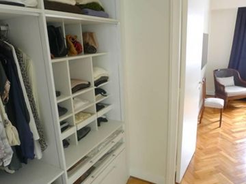 quintana al 100. CON RENTA. Edificio frances de primera categoria  TOTALMENTE RECICLADO, LINDISIMO, LUZ