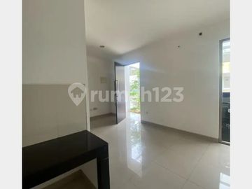 Jual Cepat Rumah Pik 2 Uk 6X10 SHM 2 Lantai Hadap Selatan