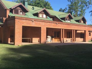 Chacra - Apto cría de caballos -12 Ha - Casa 4-5 Dormitorios - Pileta - Manzanares - Pilar