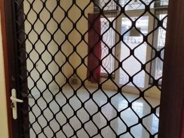 Disewakan Rumah Siap Huni Lokasi di Nginden Intan Barat, Surabaya