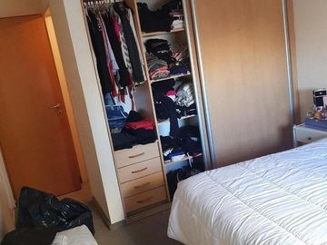 Excelente Semipiso 2 Ambientes con Balcon - COCHERA- Edificio con Pileta Alquilado