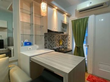 Disewakan unit Apartemen Green Pramuka 2br , Jakarta Pusat