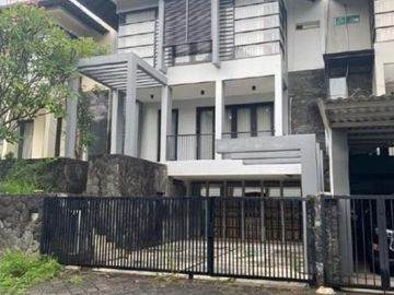 Rumah Graha Family MINIMALIS SIAP HUNI