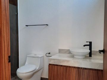 CASA EN VENTA EN TEQUISQUIAPAN
