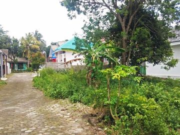 Tanah ideal siap bangun di jln Palagan KM 12