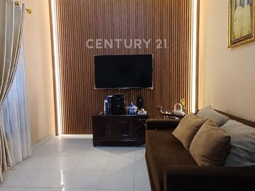 Rumah Minimalis Dekat Stasiun Di Ciputat DM 18803