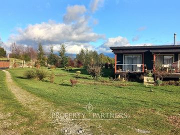 Casa y Domos turísticos a 5 minutos de Panguipulli.