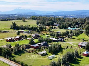 Casa y Domos turísticos a 5 minutos de Panguipulli.