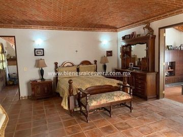 CASA EN VENTA EN TEQUISQUIAPAN EN GRANJAS RESIDENCIALES SOFI