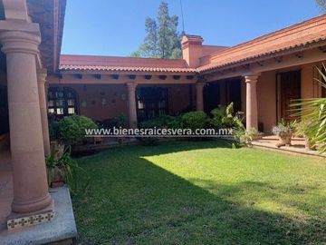 CASA EN VENTA EN TEQUISQUIAPAN EN GRANJAS RESIDENCIALES SOFI