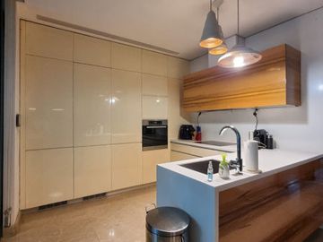 PREMIUM TOWNHOUSE at THE PAKUBUWONO HOUSE (FULLY FURNISHED)