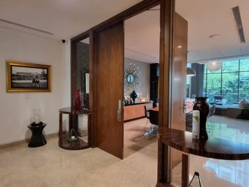 PREMIUM TOWNHOUSE at THE PAKUBUWONO HOUSE (FULLY FURNISHED)