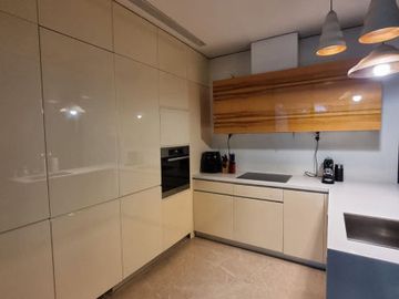 PREMIUM TOWNHOUSE at THE PAKUBUWONO HOUSE (FULLY FURNISHED)