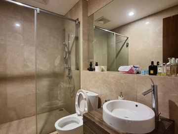 PREMIUM TOWNHOUSE at THE PAKUBUWONO HOUSE (FULLY FURNISHED)