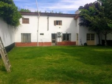 VENDO CASA 3 DORMITORIOS ZONA RESINDENCIAL BARRIO BELGRANO NEUQUEN