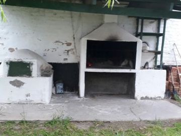 VENDO CASA 3 DORMITORIOS ZONA RESINDENCIAL BARRIO BELGRANO NEUQUEN