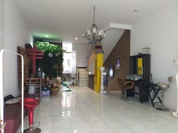 Ruko Antapani Strategis dekat Cicaheum Jl Jakarta Arcamanik Bandung