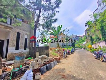 Rumah baru siap huni di Gegerkalong dalam cluster