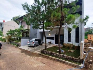 Rumah baru siap huni di Gegerkalong dalam cluster