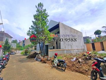 Rumah baru siap huni di Gegerkalong dalam cluster