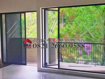 Rumah baru siap huni di Gegerkalong dalam cluster